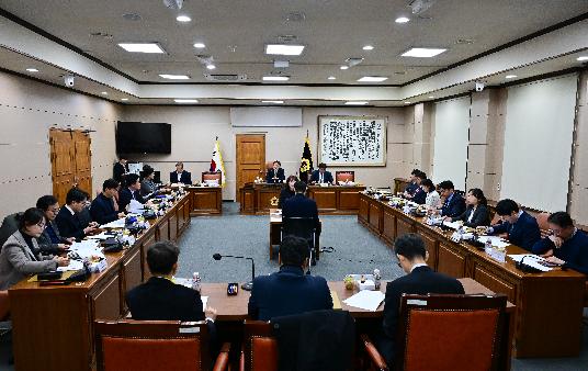 (24.12.20.)예산정책위원회 위촉식 및 제1차 전체회의